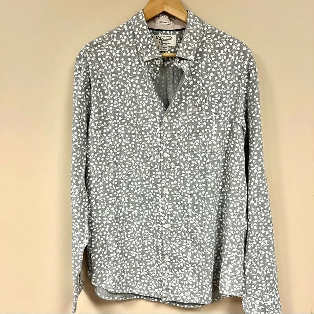 Penguin button down shirt with leaf print size XL